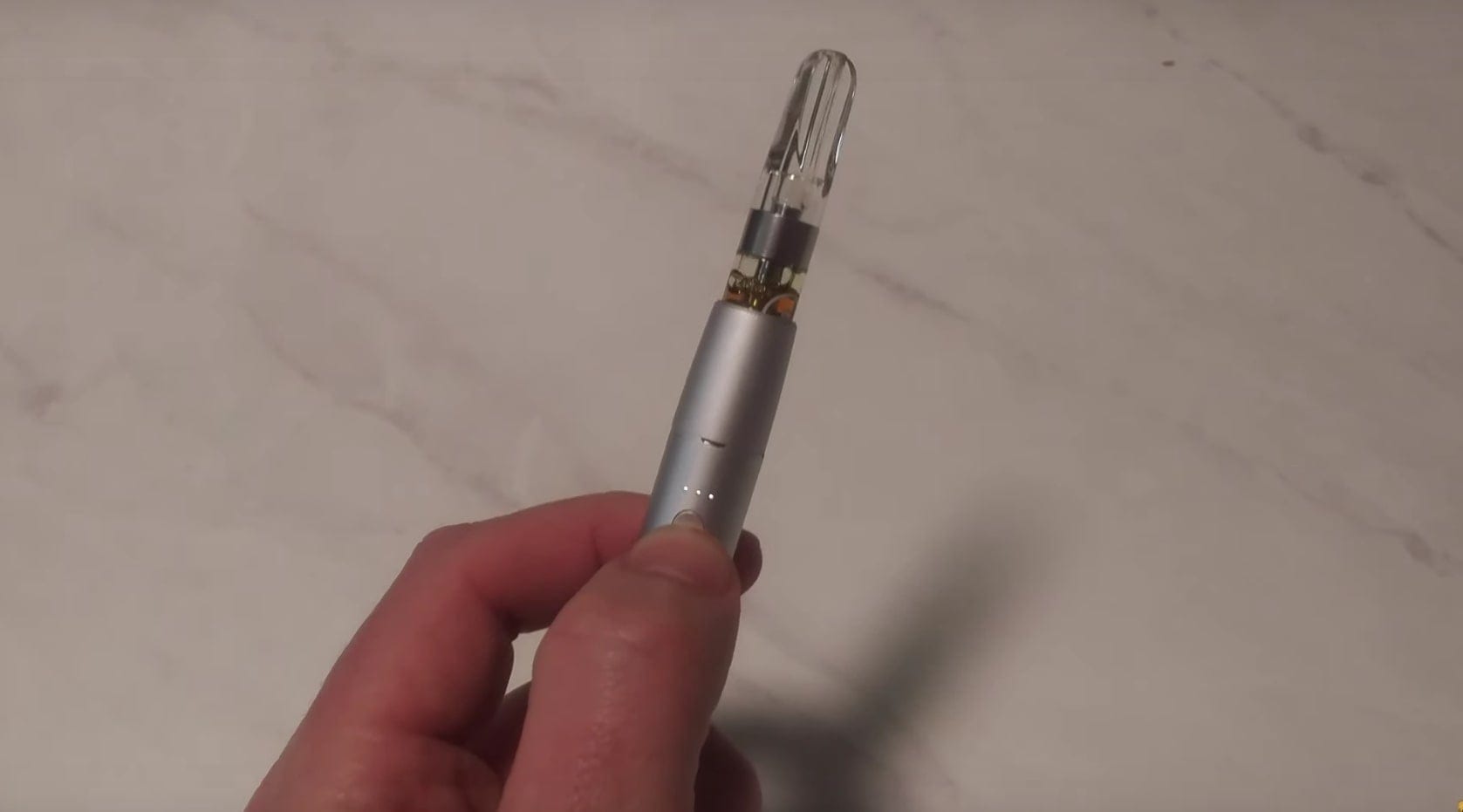 fully charged vape pen blinking